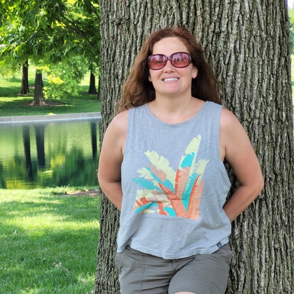 Meet your Posher, Wendi - Picture 1 of 1